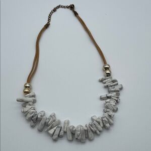 White Howlite Stone Leather Necklace